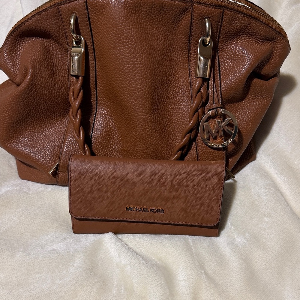 Michael Kors Tan Leather Shoulder Bag and Wallet